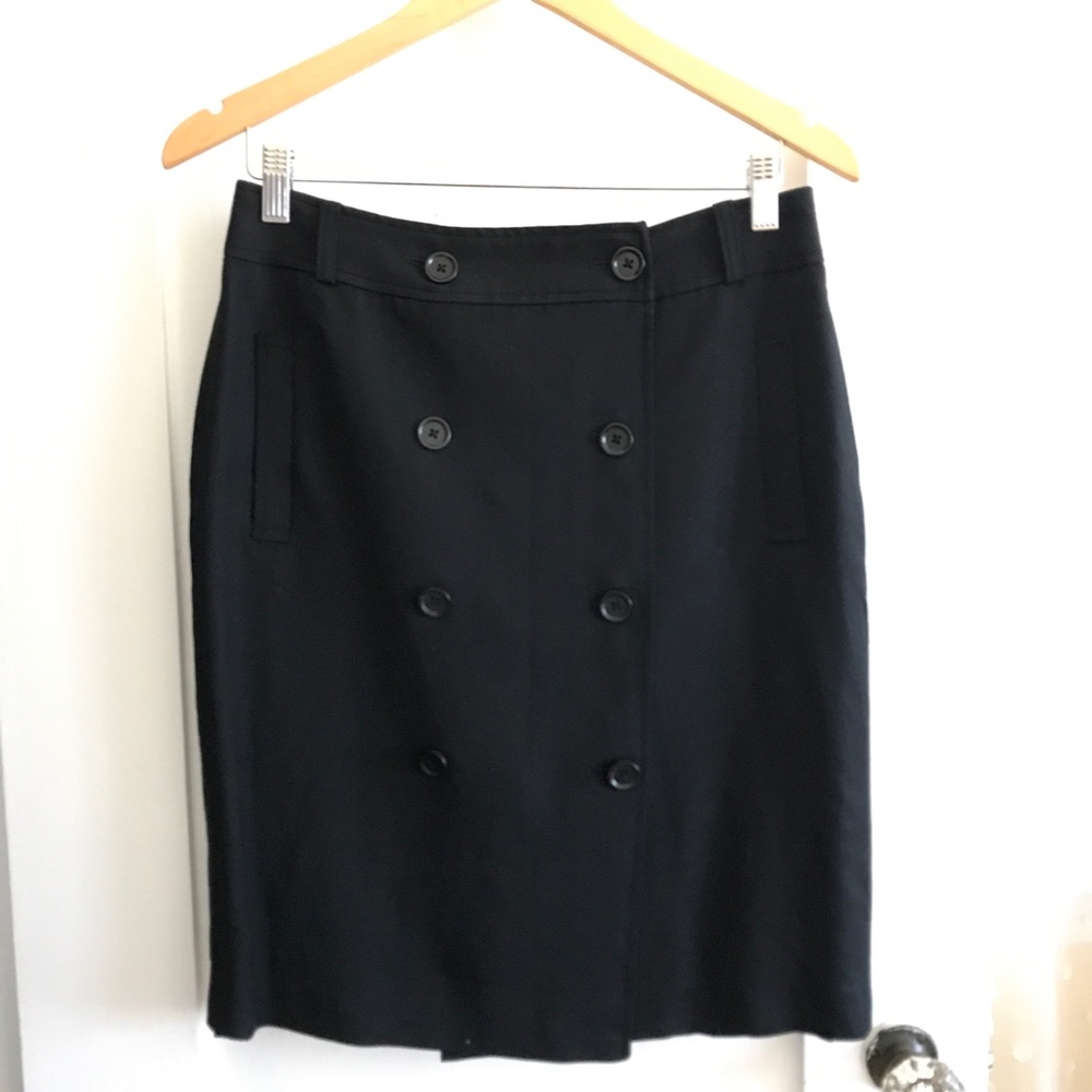 Banana Republic pencil skirt with pockets